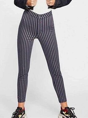 Free People We The Free high Rise Navy and red striped skinny pants size 31